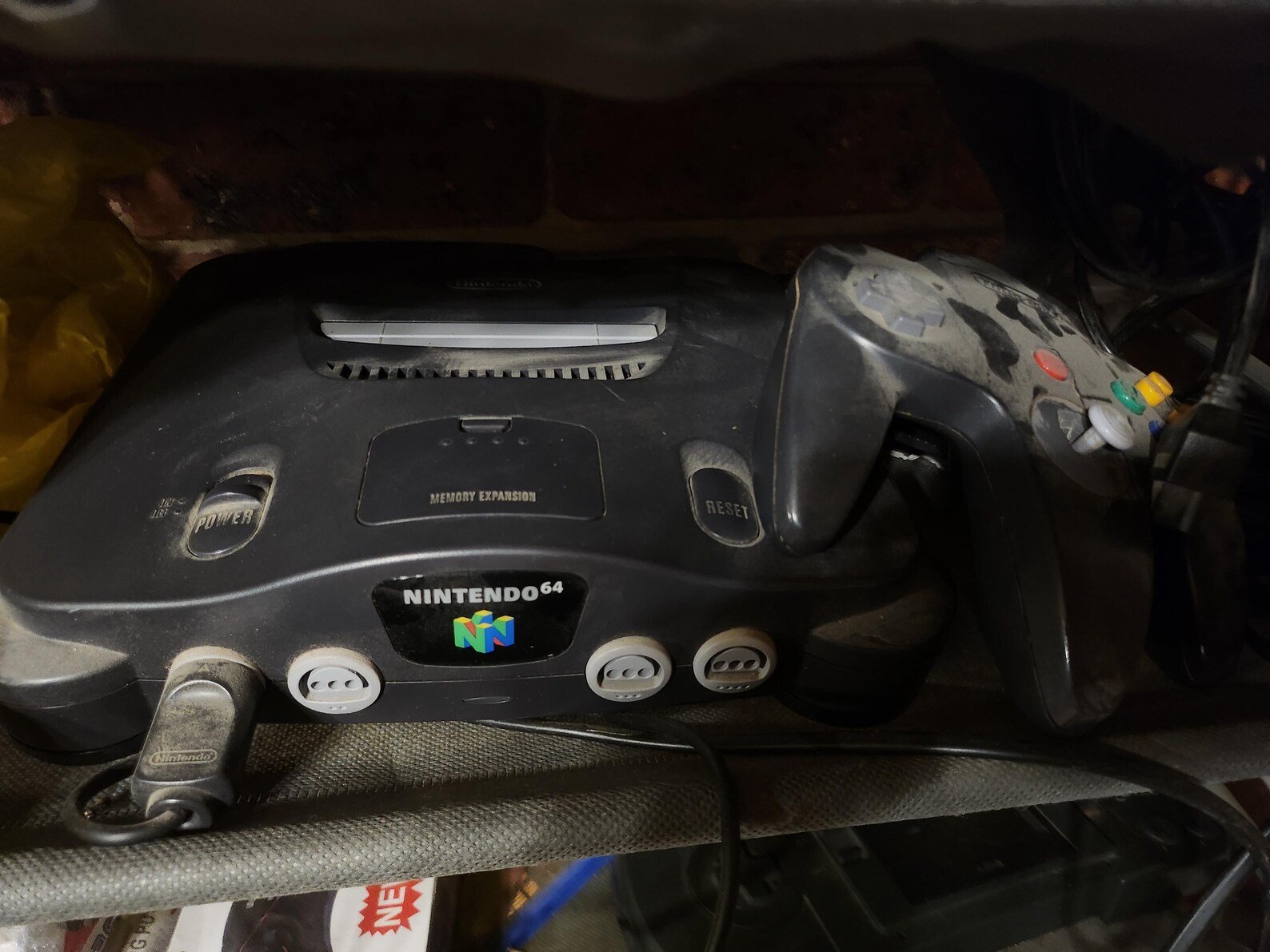 Nintendo 64 console with 1 controller