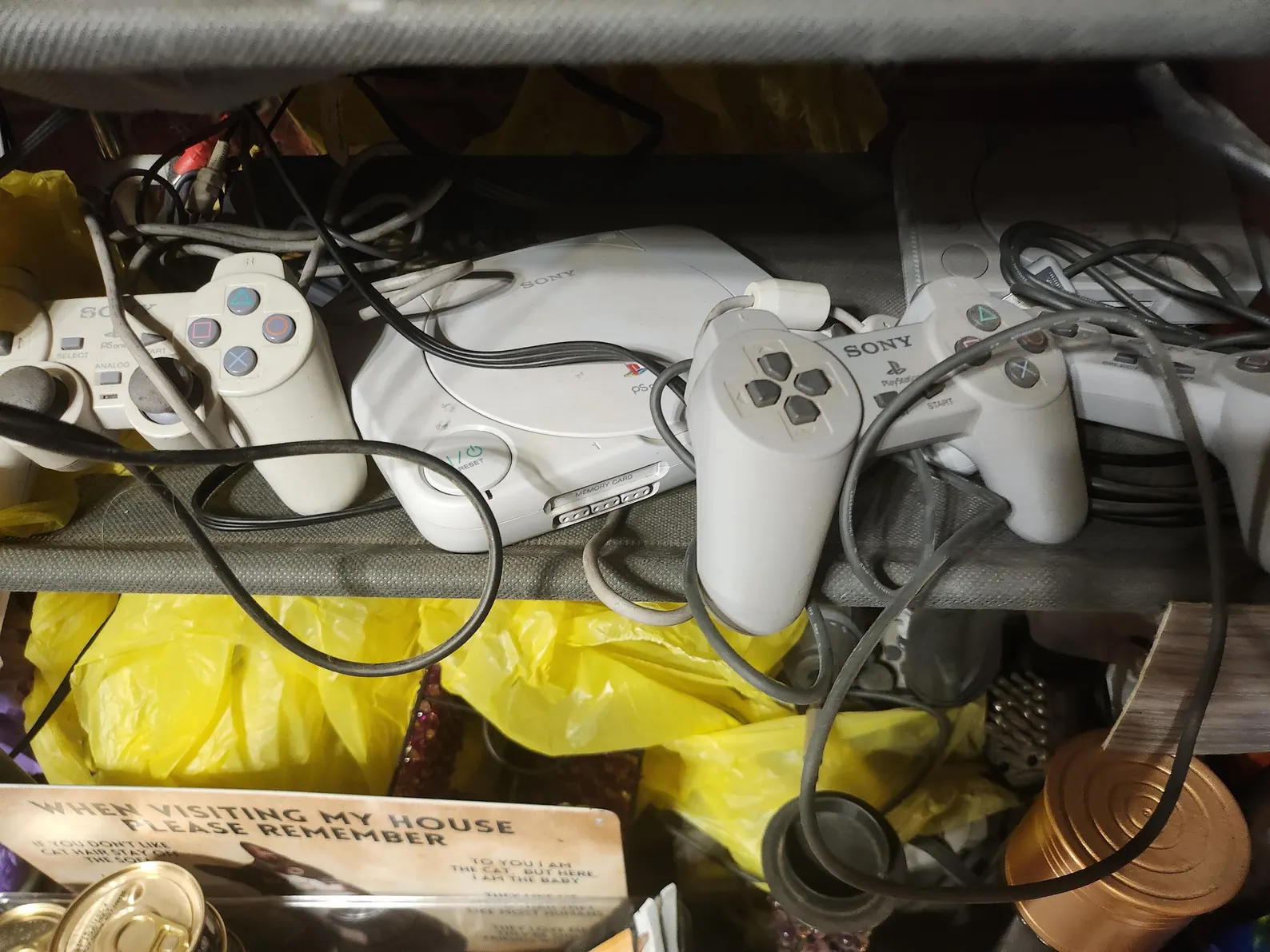 Sony playstation 1 mini with 2 controllers