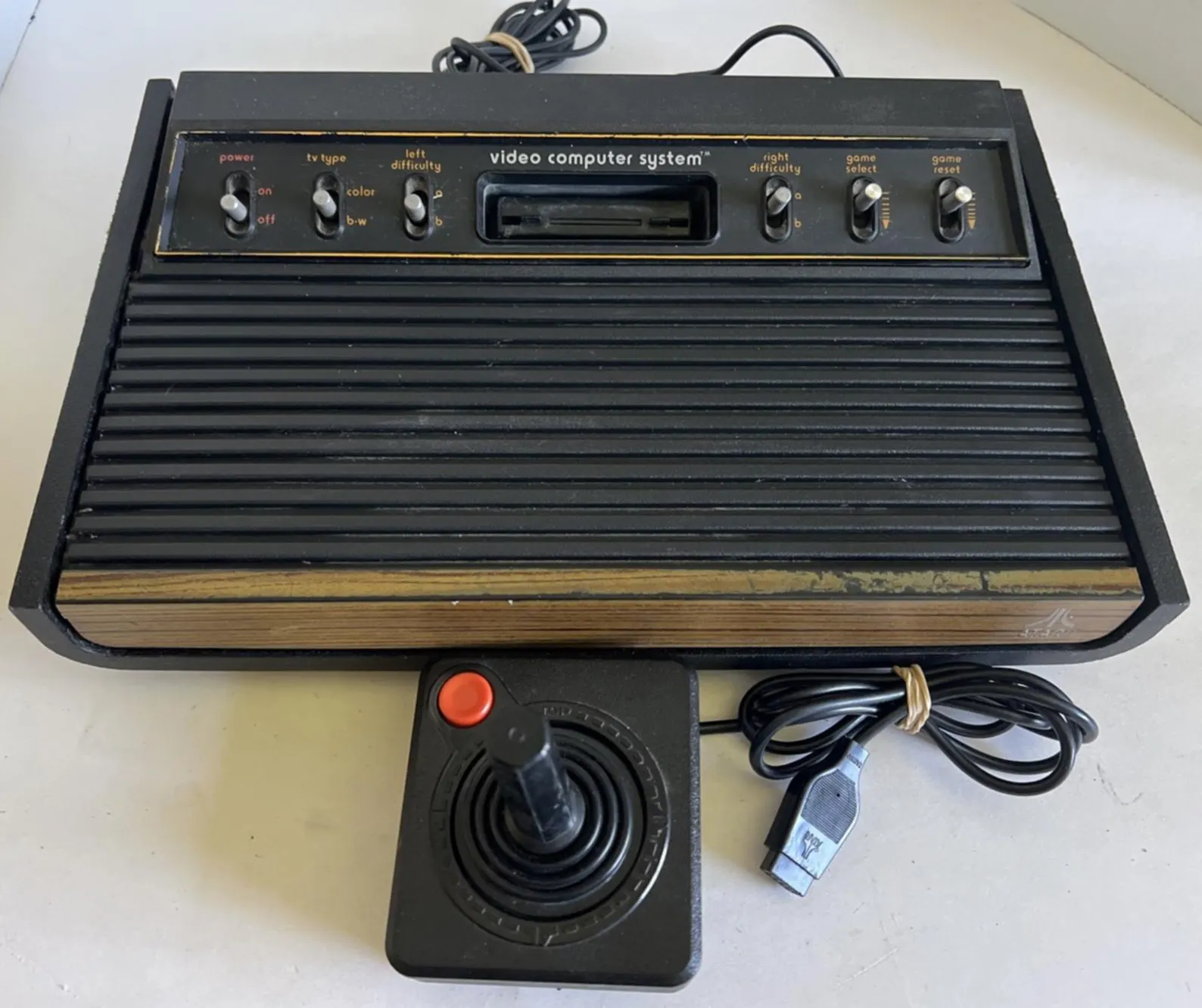 Atari CX-2600 Video Computer System Console w/ Joystick Vintage